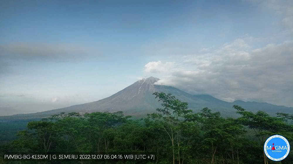 Update Erupsi Semeru : Cuaca di Gunung Semeru Terpantau Cerah Hari Ini